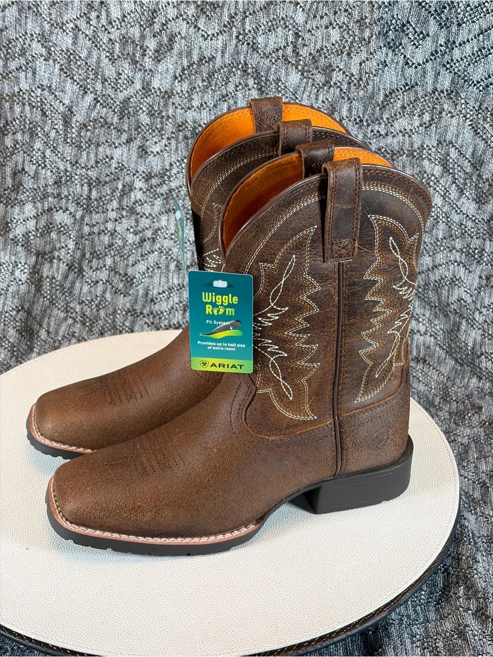 Ariat Kid's Hybrid Rancher boots Kids size 2.5